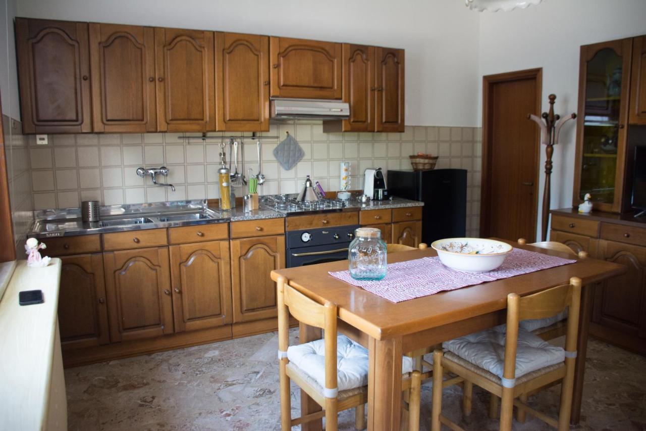 La Casa Di Lory Lägenhet Vinci Exteriör bild