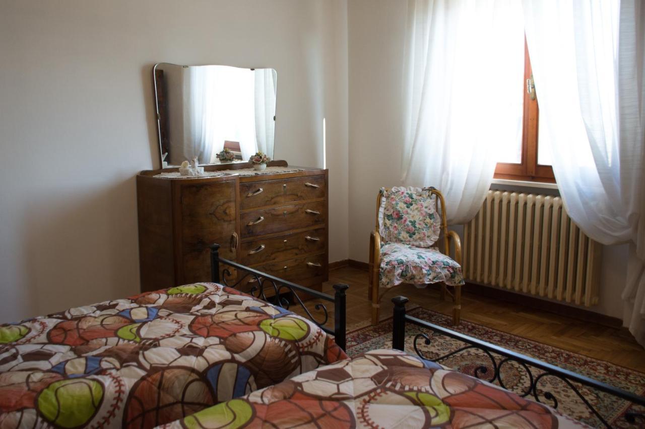 La Casa Di Lory Lägenhet Vinci Exteriör bild